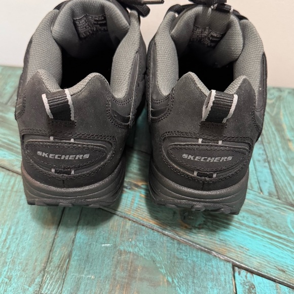Skechers Men's Black Leather Shape Ups Size 10.5 - Picture 6 of 10